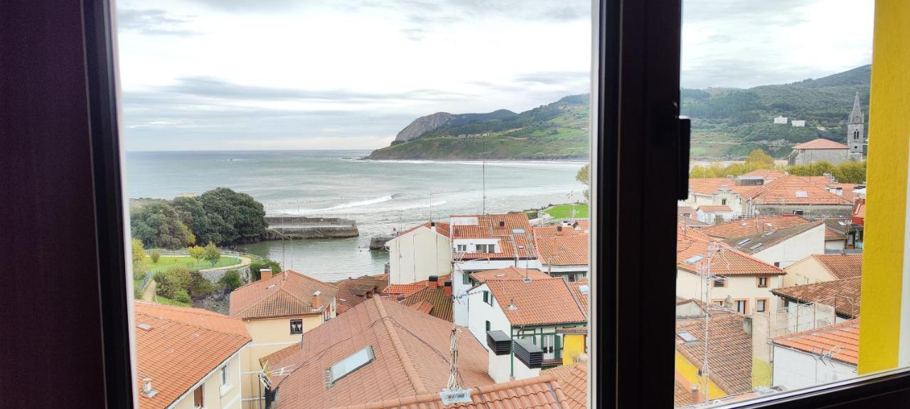 Izaro Eye * Mundaka